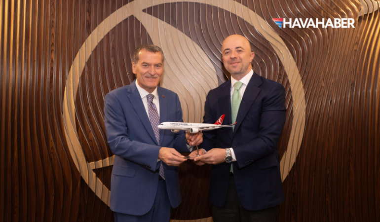 Zeytinburnu Belediye Başkanı Ömer Arısoy THY Genel Müdürü Ahmet Olmuştur’u ziyaret etti