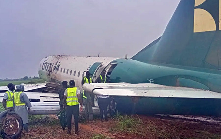 Enugu Air uçağı Nijerya’da pistten çıktı
