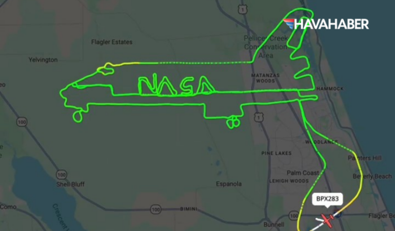 Pilot, NASA'nın son uzay mekiği görevinin yıl dönümünü gökyüzüne uzay mekiği çizerek kutladı