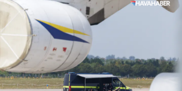Leipzig Havalimanı Yakınında Güvenlik Alarmı Şüpheli Cisim Bulundu, DHL Uçağı Havada Cisimle Çarpıştı