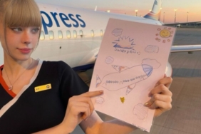 SunExpress Kabin Memuru, Minik Yolcunun Hediyesiyle Duygulandı