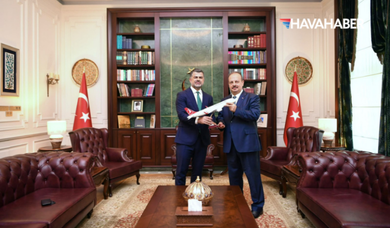 Ankara Valisi Yakup Canbolat, THY Genel Müdür Yardımcısı Abdulkerim Çay’ı Kabul Etti