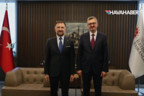 TUSAŞ Genel Müdürü Mehmet Demiroğlu'ndan İletişim Başkanı Burhanettin Duran'a ziyaret