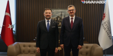 TUSAŞ Genel Müdürü Mehmet Demiroğlu'ndan İletişim Başkanı Burhanettin Duran'a ziyaret