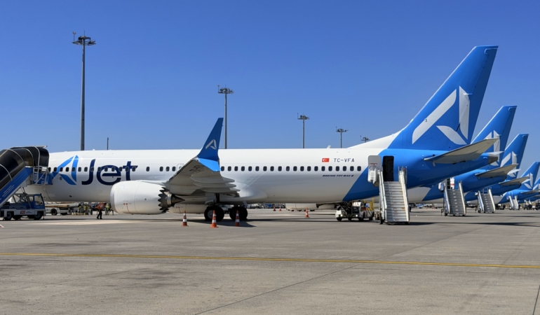 Cidde Havalimanı’nda Terminal 4 Yeniden Hizmete Girdi: AJet de Taşınıyor