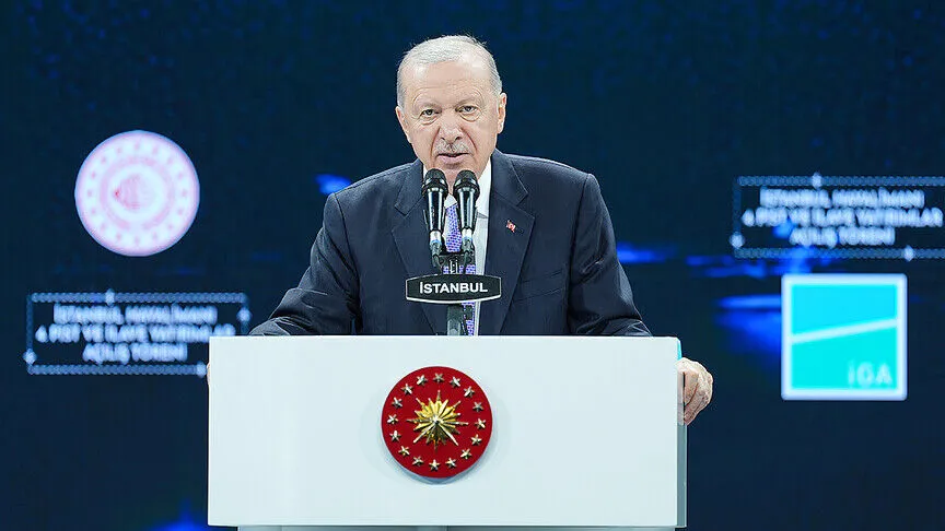 Cumhurbaşkanı Recep Tayyip Erdoğan, İstanbul Havalimanı'nda düzenlenen 4. Pist ve İlave Yatırımların Açılış Töreni'nde