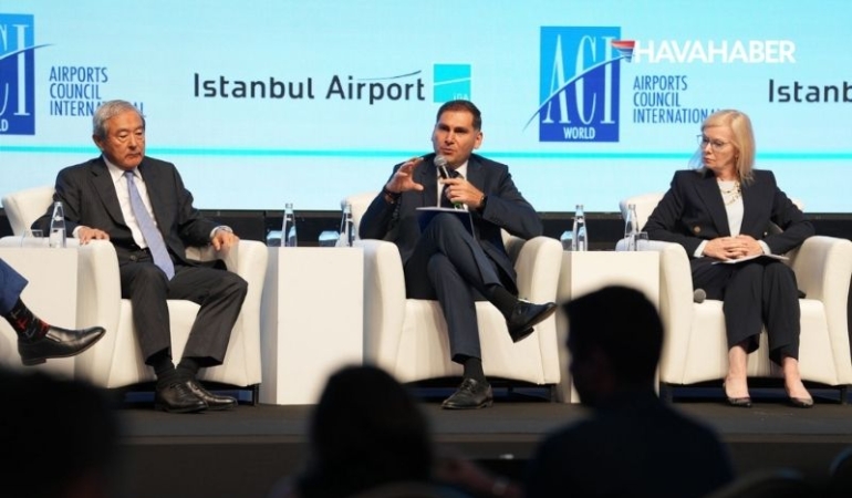 İGA İstanbul Havalimanı’nda küresel havacılık zirvesi 2 ödül birden