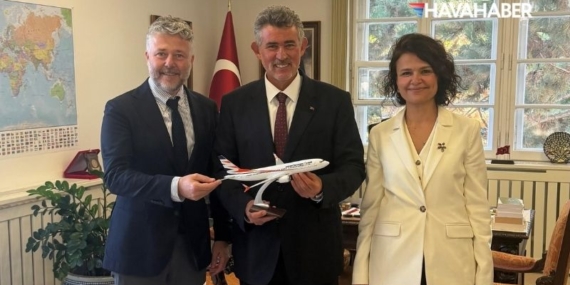 Smartwings Yönetiminden Prag Büyükelçisi Metin Feyzioğlu’na Ziyaret
