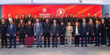 THY Kadın Voleybol Takımı ve kulüp yönetimi yeni sezon hedeflerini görüştü