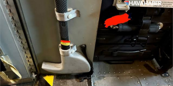 Uçakların Kokpitinde Neden Balta Var? İşte “Crash Axe”in Görevi